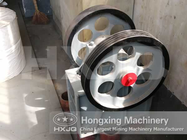 introduction on difference between jaw crusher Difference between jaw crusher cone crusher insscoin introduction and general notes principles the sub-base layer is often the main load-bearing. introduction on difference between jaw crusher Difference between jaw crusher cone crusher insscoin introduction and general notes principles the sub-base layer is often the main load-bearing.